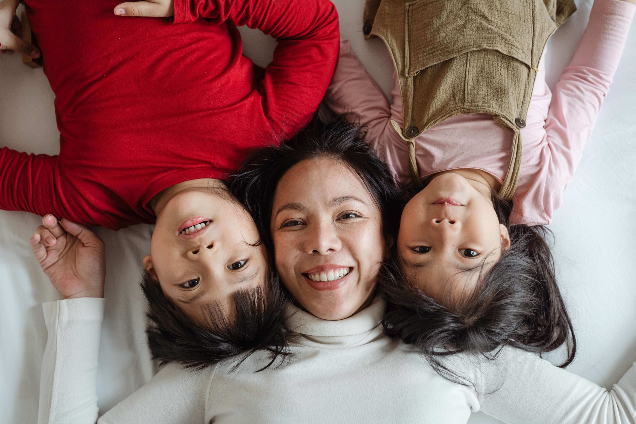 mum-and-two-kids-smiling